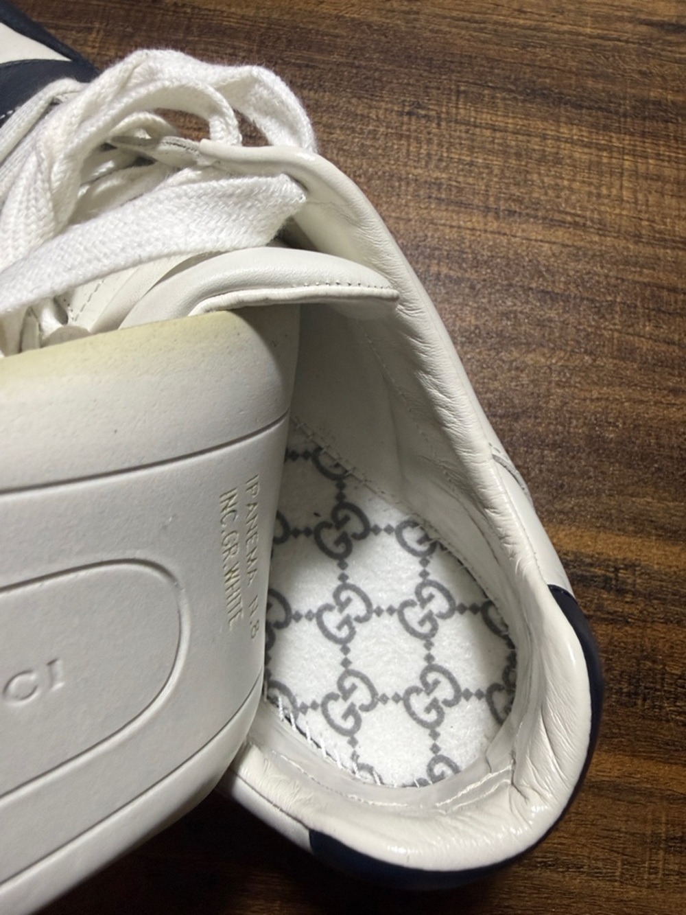 Gucci Men's White and Navy Leather Sneakers - Picture 9 of 11
